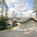 Yosemite Expedition Chalet With Bbq By Casa Oso